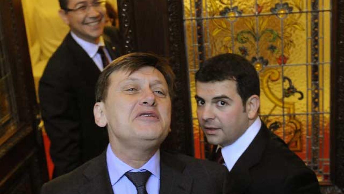 Şeful statului a avut consultări cu Puterea şi Opoziţia
