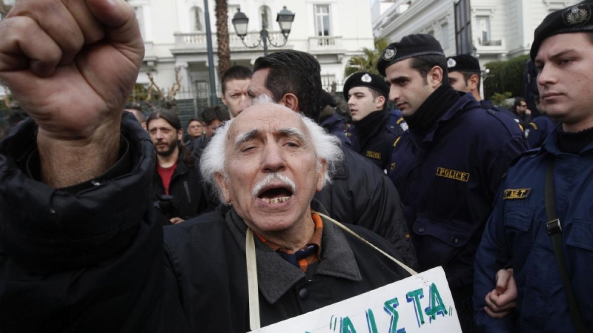 Grecia a urcat de pe ultimul loc pe primul la rata sinuciderilor din Europa