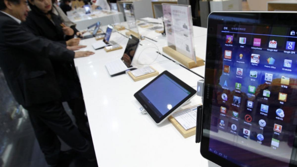 Justiţia germană respinge acuzaţiile Apple împotriva Samsung privind copierea iPad