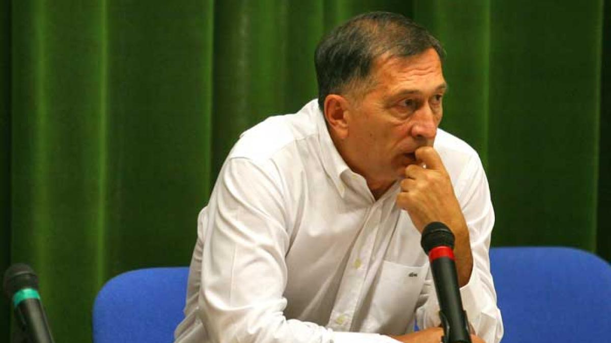 Patronii vs Crăciunescu