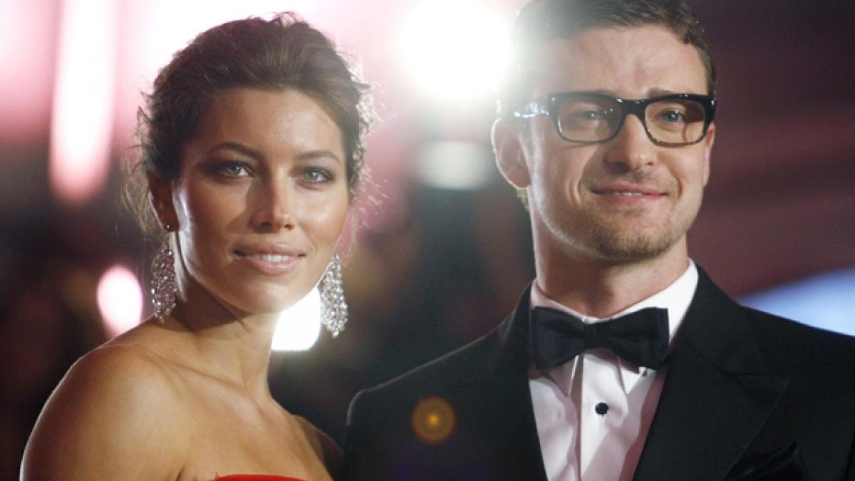 Justin Timberlake şi Jessica Biel s-au logodit