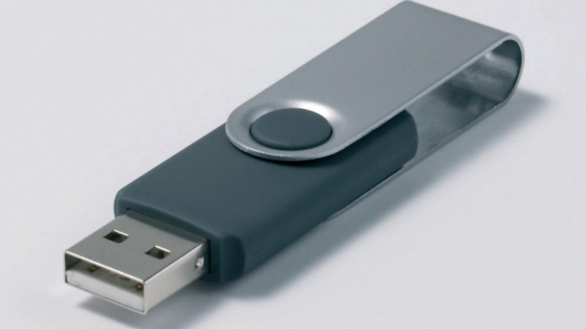 De la pierderea unui stick USB la scurgeri de informaţii din companie