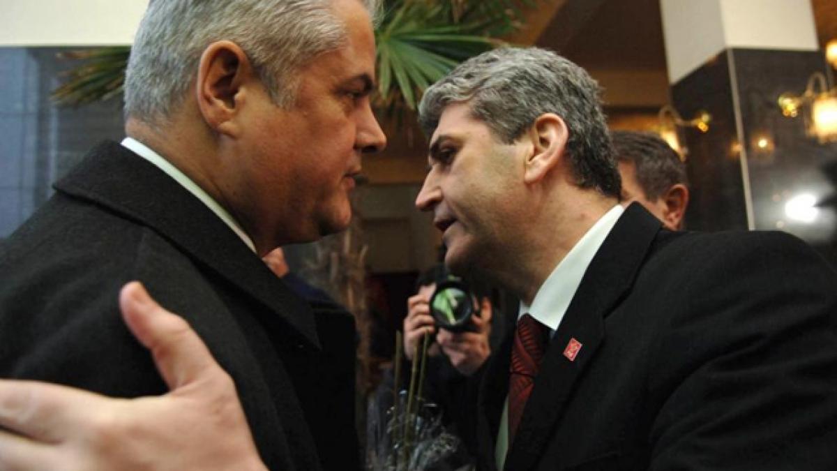 Vezi aici topul demnitarilor cu mai multe case. Campion e ministrul Apărării, Gabriel Oprea