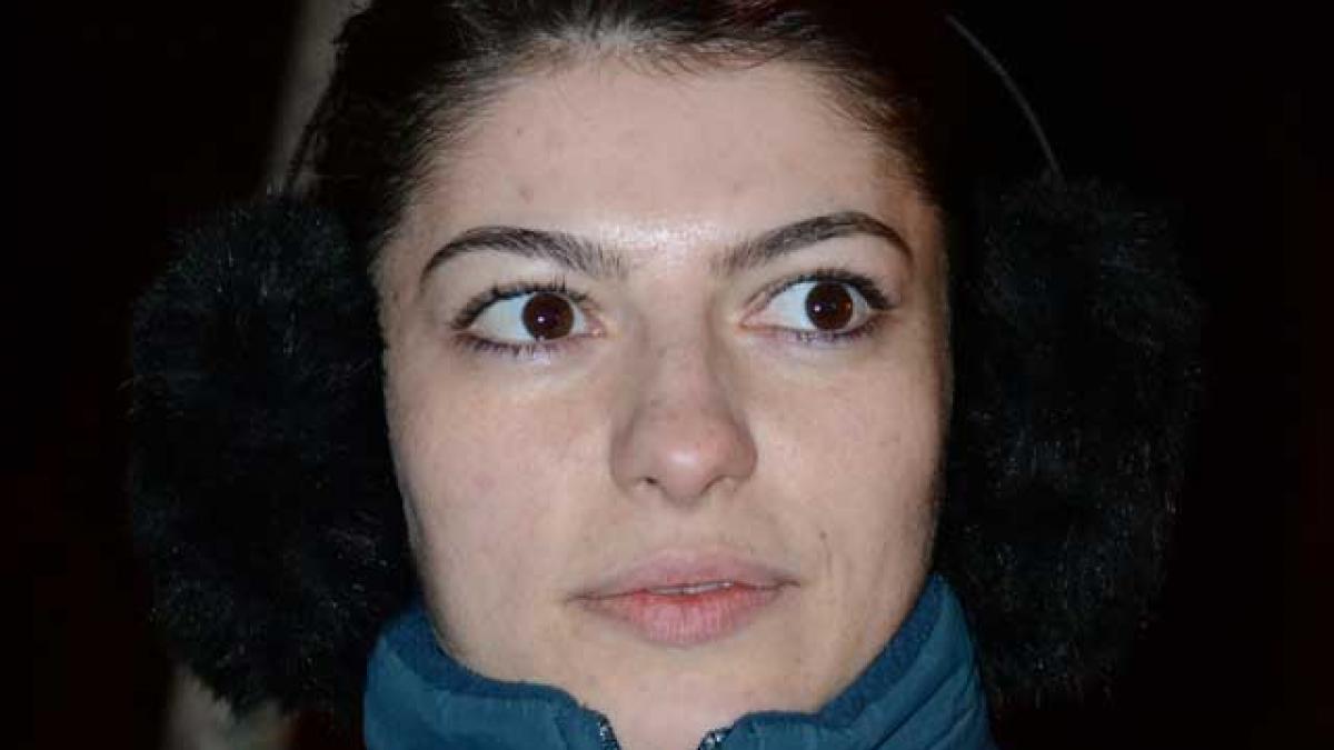 Cine sunt viermii şi ciumpalacii din Piaţa Universităţii