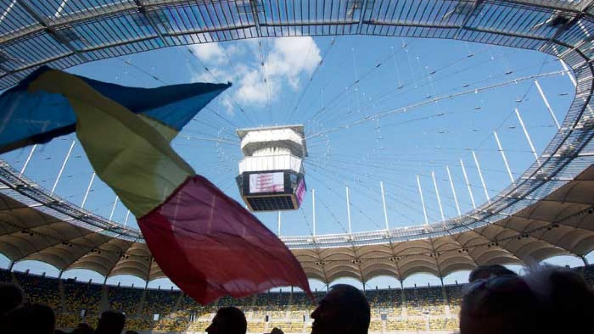 Totuşi, pe Arena Naţională