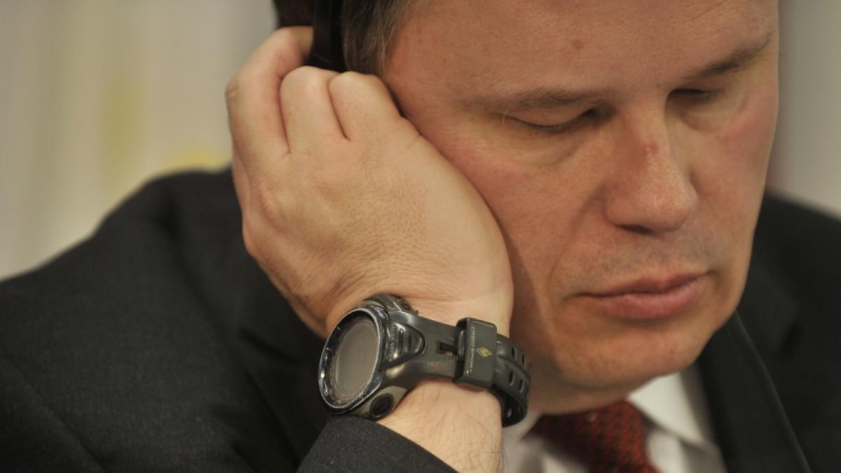 Franks: România ar putea amâna vânzarea de acţiuni la unele companii de stat