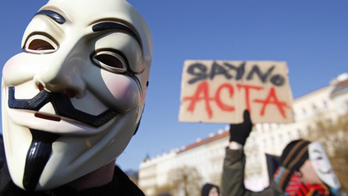 România iese în stradă împotriva ACTA