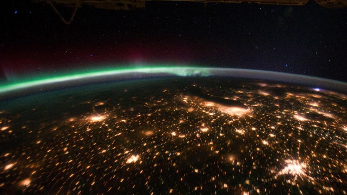 Cum se vede aurora boreală de pe Staţia Spaţială Internaţională (VIDEO)