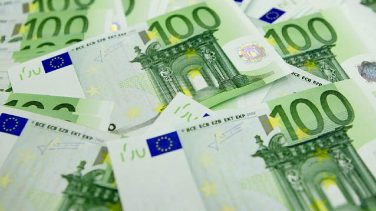 BNR: România are de plătit, în 2012, datorii de 40 de miliarde de euro