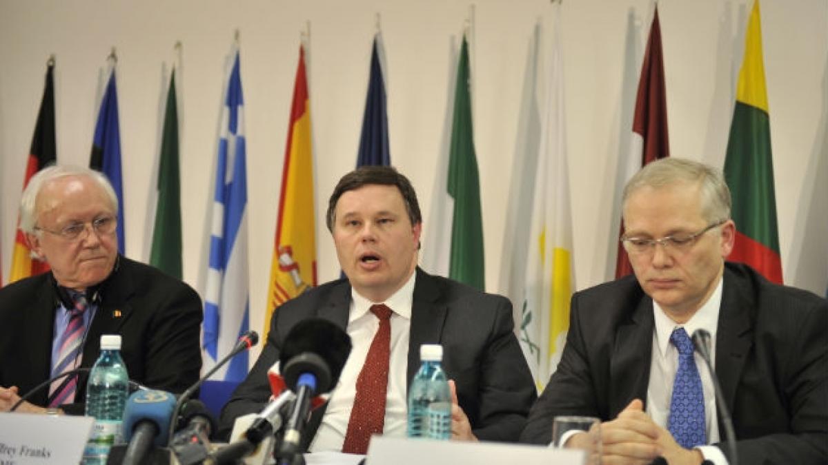 Premierul Ungureanu îl recheamă pe Jeffrey Franks în România