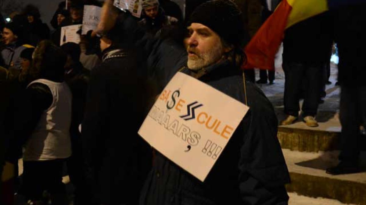 Piaţa Universităţii: Băse, primăvara vine, dar vine fără tine!