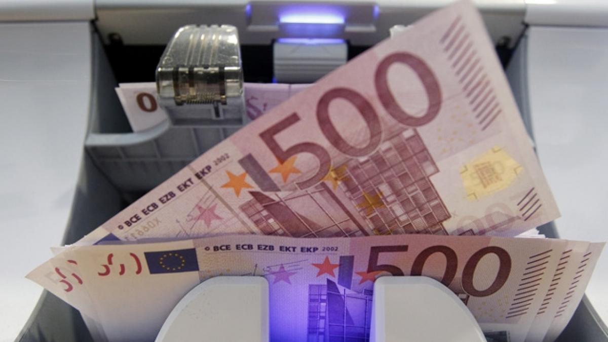 România se împrumută într-un ritm de 35.000 euro/minut. Vezi evaluarea Moody's