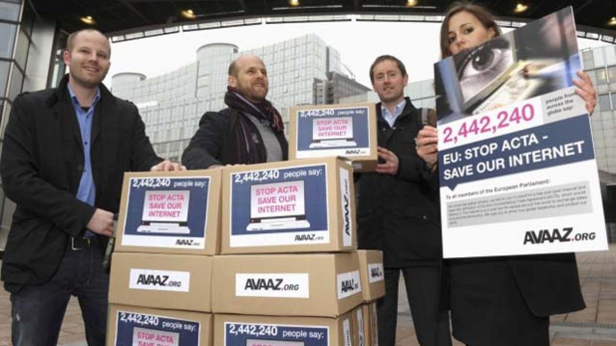 Petiţie împotriva ACTA depusă la Parlamentul European