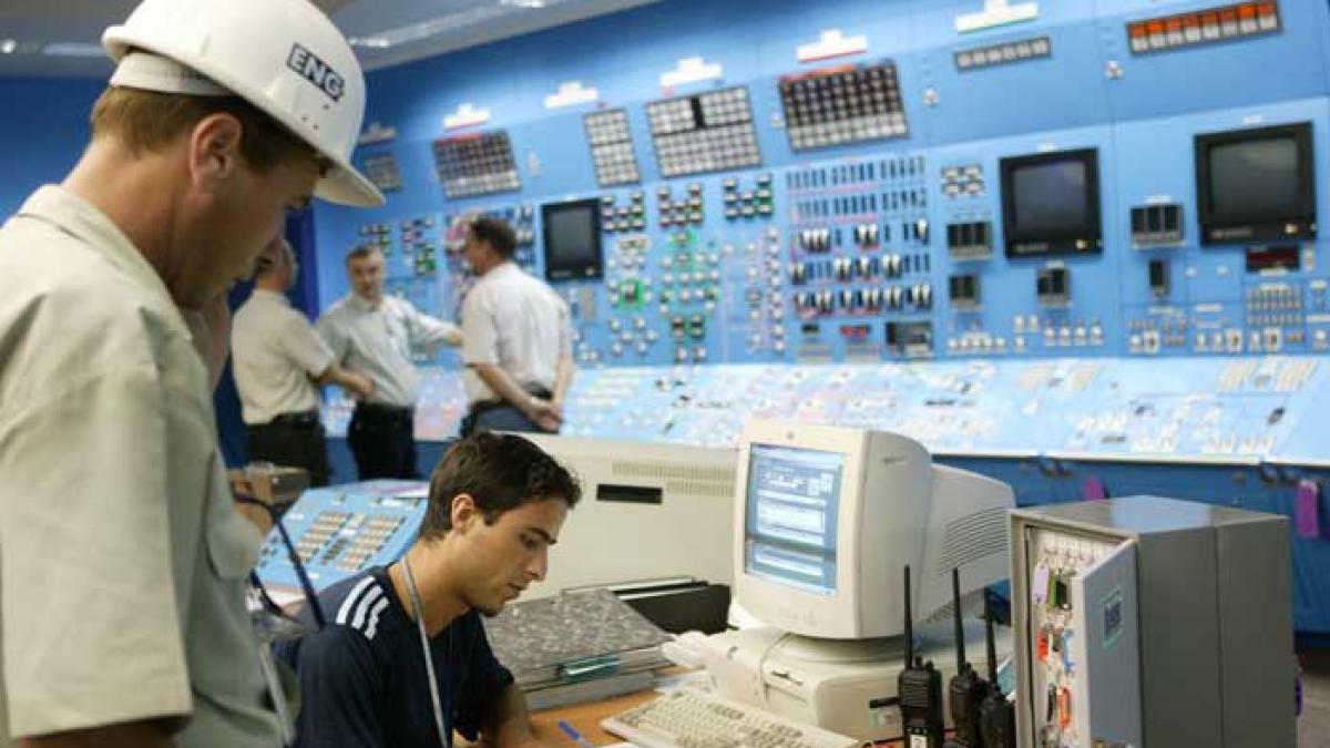 Încă o şmecherie cu energie. Mittal vrea electricitate ieftină de la Nuclearelectrica