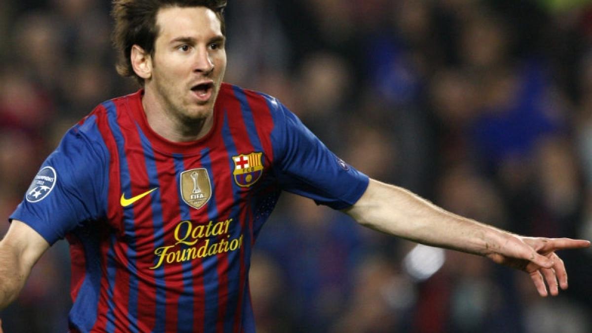 (VIDEO) Superstiţie sau mâncărime? Cum s-au pregătit Messi şi Alves pentru intrarea pe teren la meciul cu AC Milan