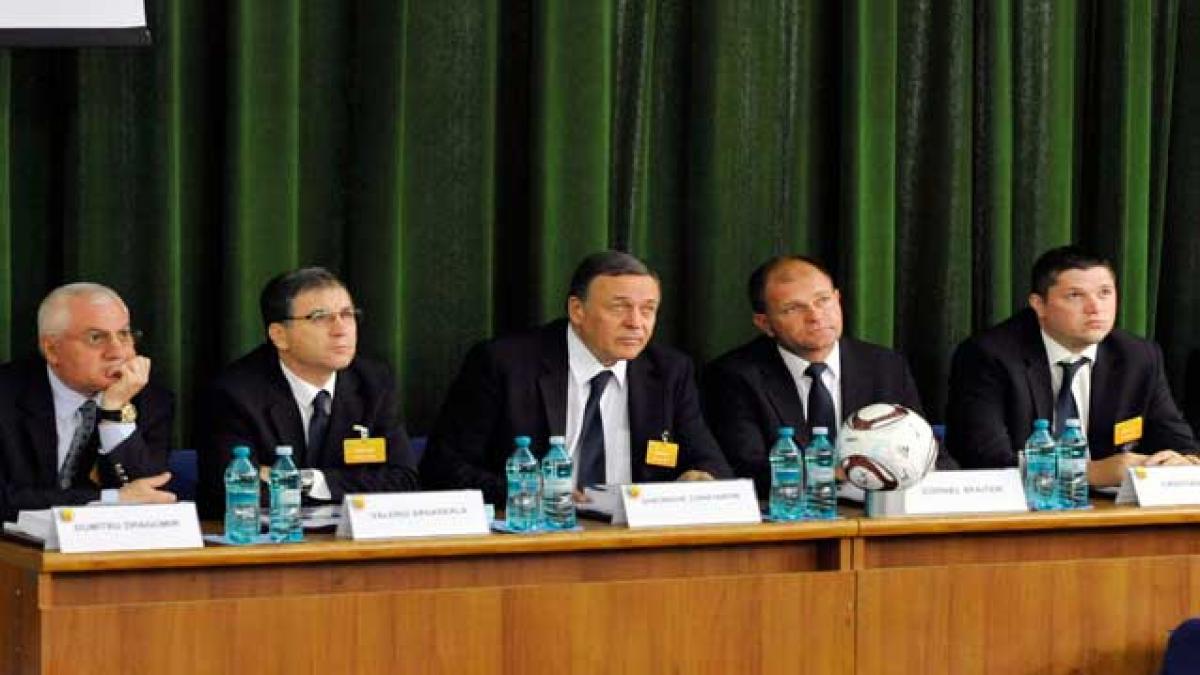 Dreptate pentru Craiova. "Ruşine, Mircea Sandu, şi de două ori ruşine lui Mitică Dragomir!"