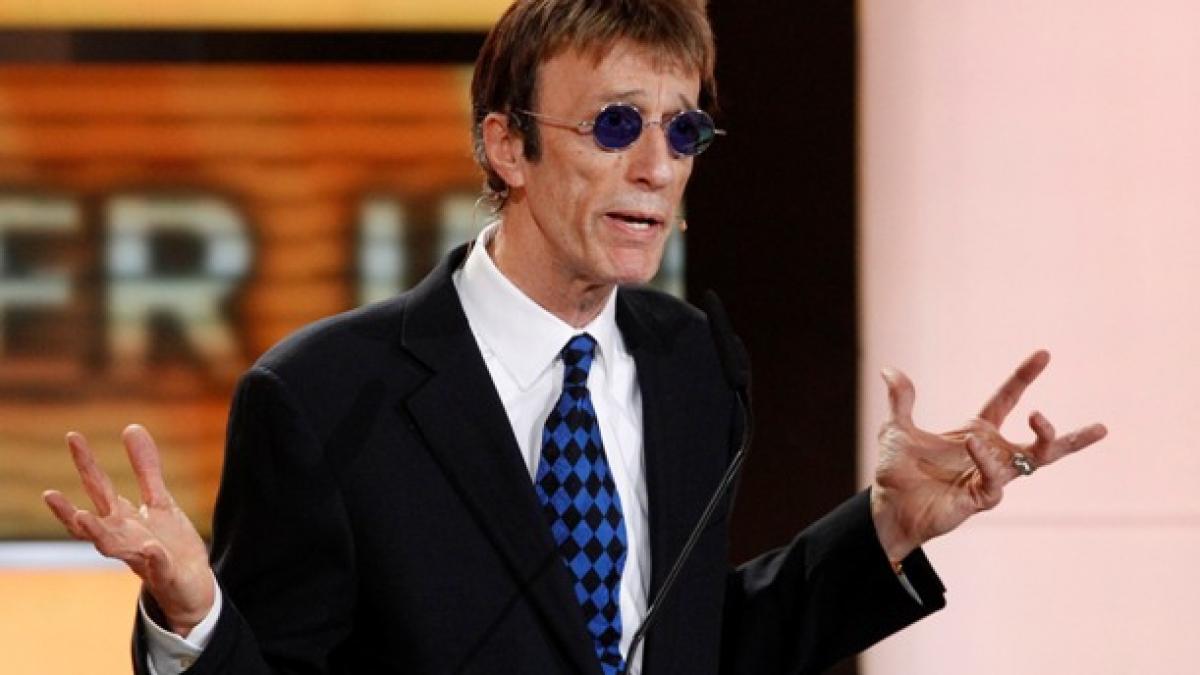 Robin Gibb, solistul legendarei trupe Bee Gees, a murit