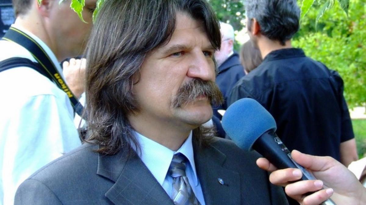 Terminatorul László Kövér se întoarce
