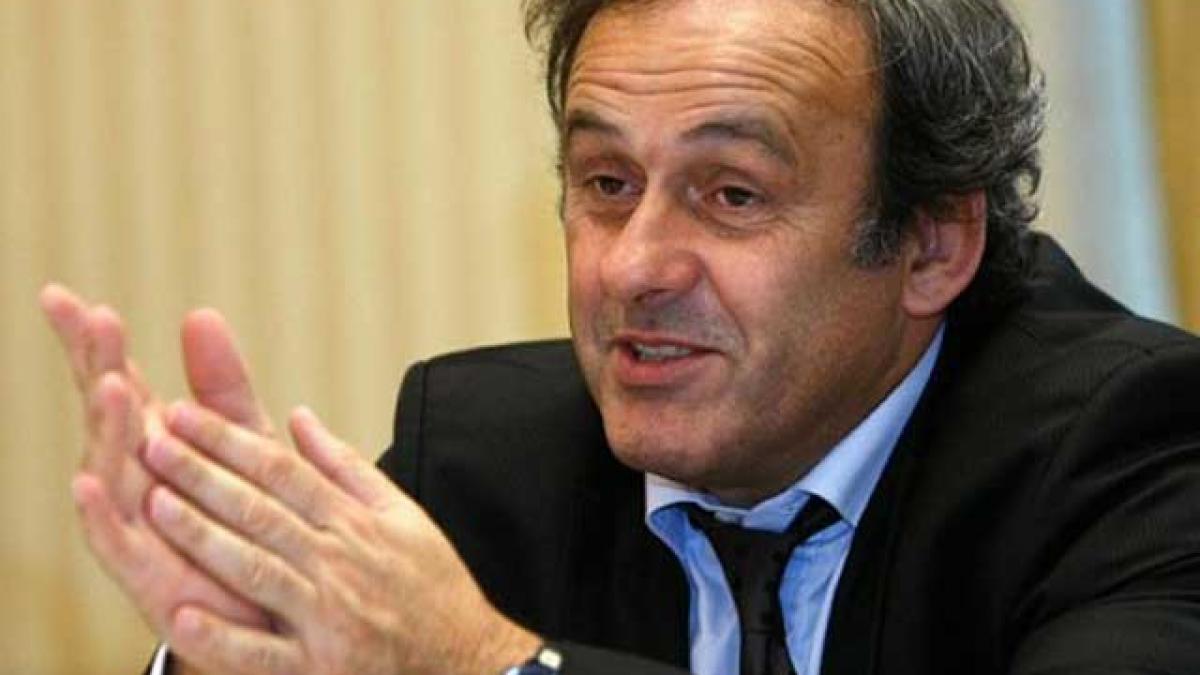 Michel Platini dă startul la Euro 2012 : "Emoţia de a trăi fotbalul!"