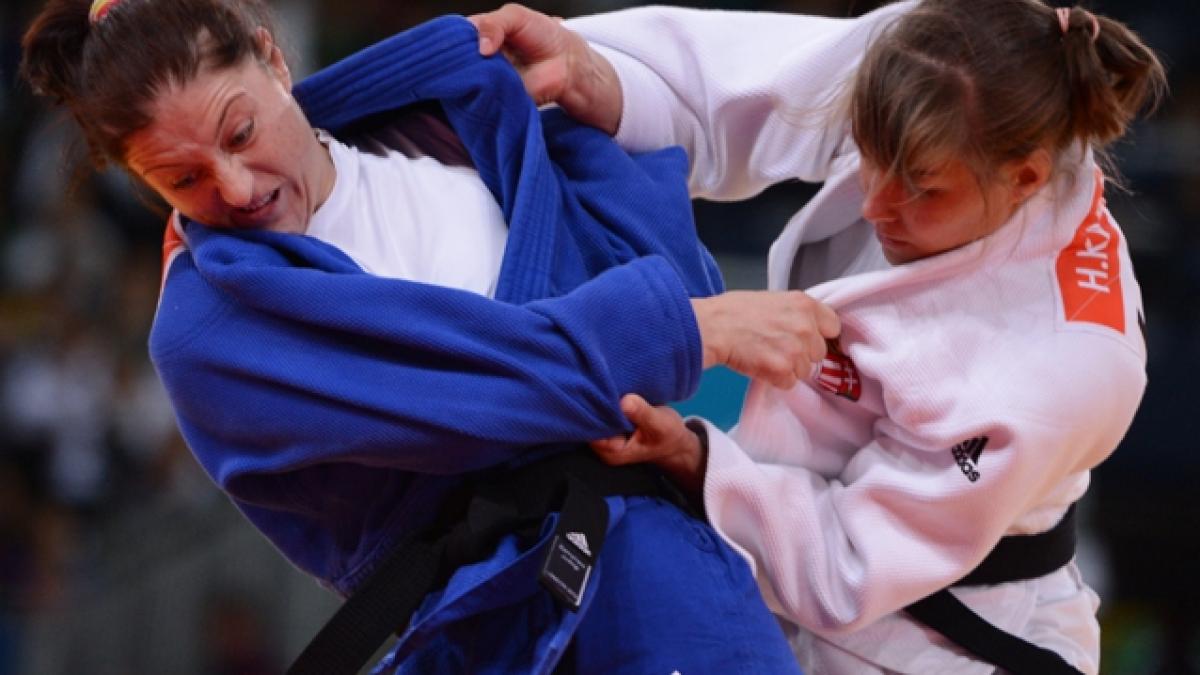 Corina Căprioriu, medalie de argint judo