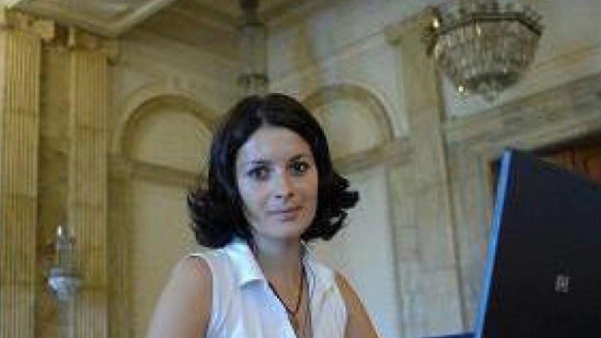 Nicoleta Nicolae, noul purtător de cuvânt al Preşedinţiei