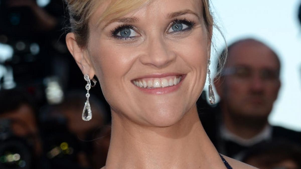 Reese Witherspoon a născut un băiat