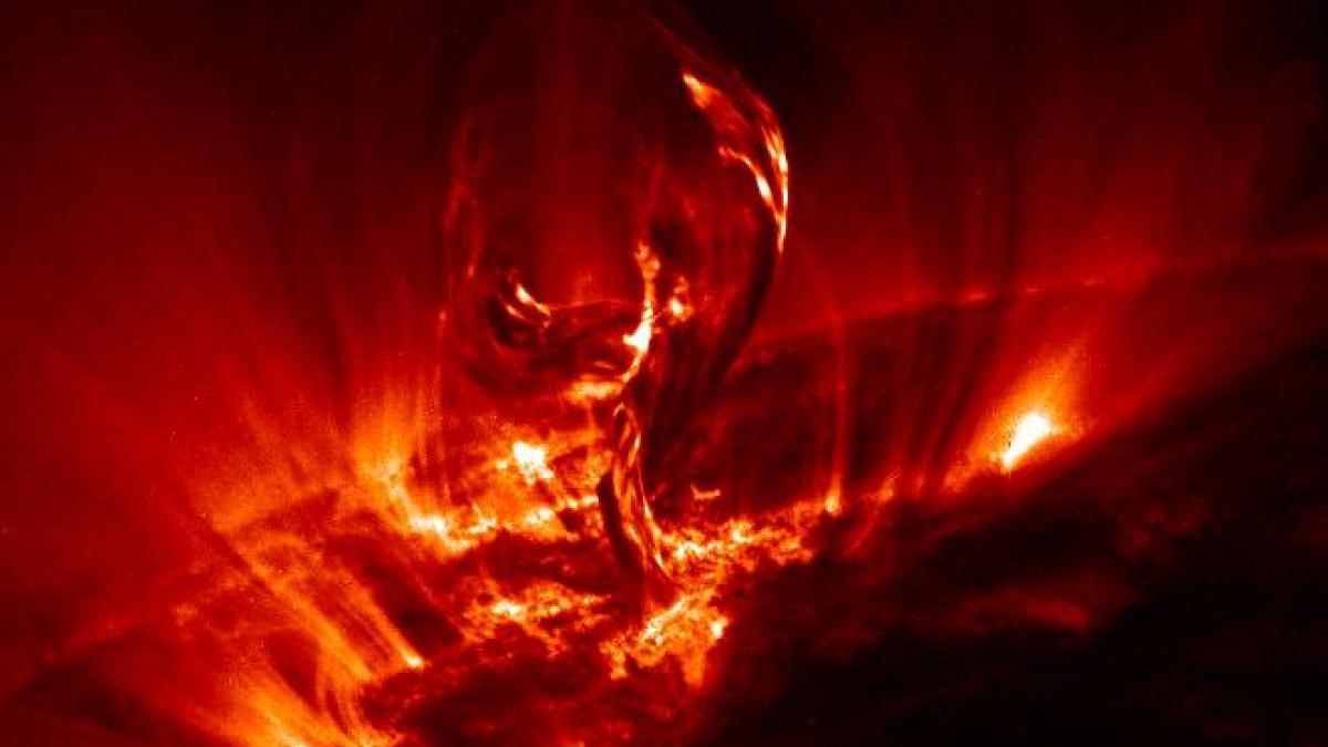 nasa furtuna solara terra bombe hidrogen
