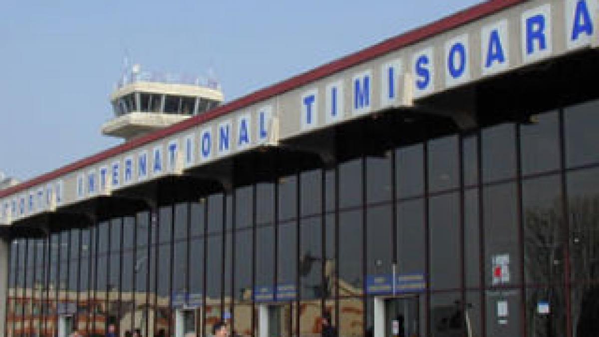 Aterizare de urgenţă la Timişoara după ce unui copil i s-a făcut rău 