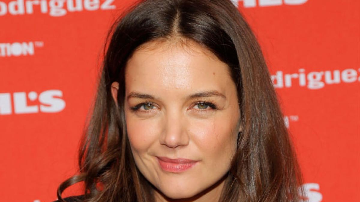FOTO: Katie Holmes, de nerecunoscut fără machiaj
