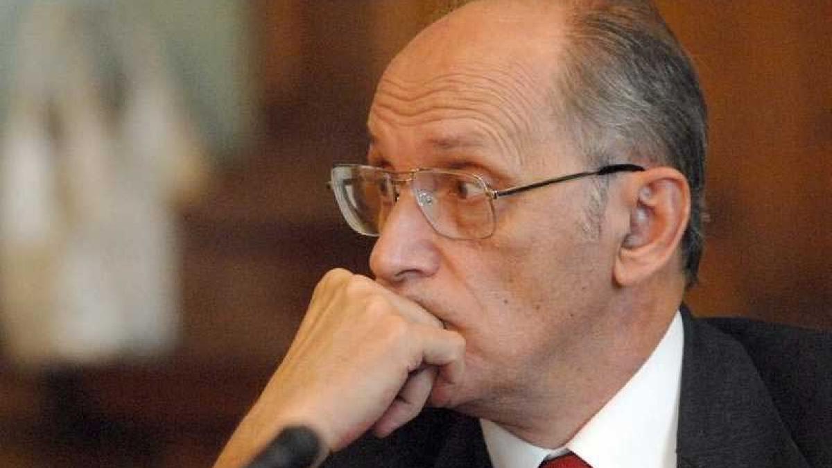 ACUM ORI NICIODATĂ. UDMR vrea demiterea lui Pruteanu