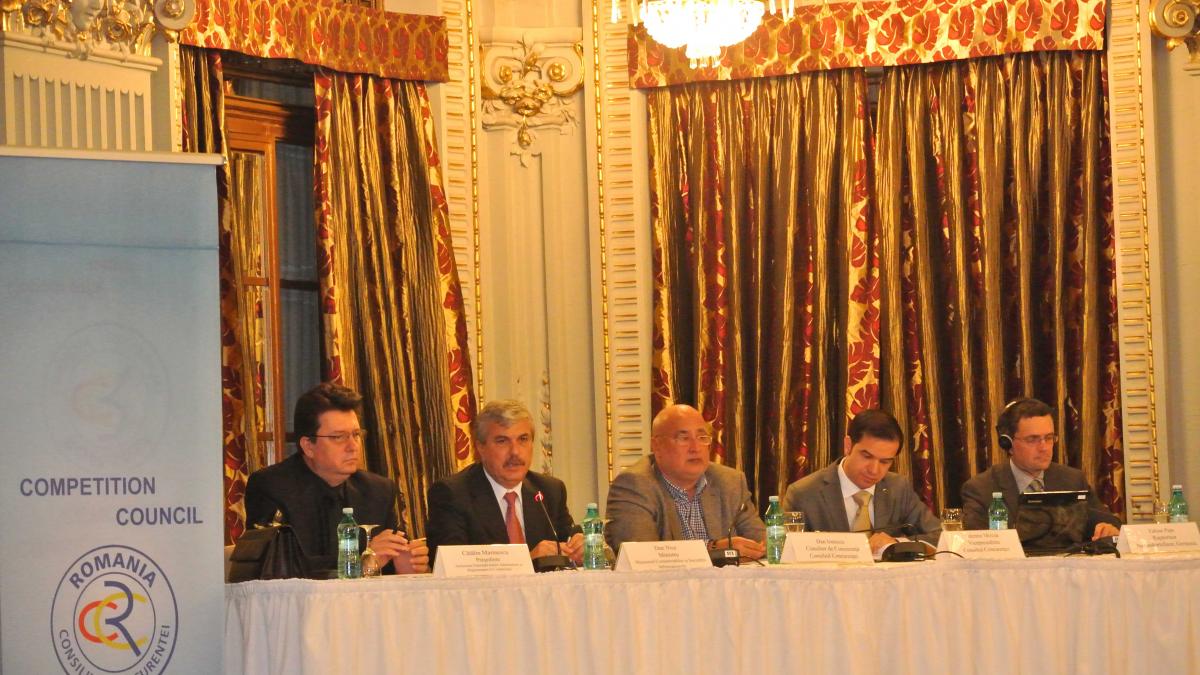 Reglementare vs concurenţă telecom. Eternul joc al politicilor tarifare cu nervii investiţionali