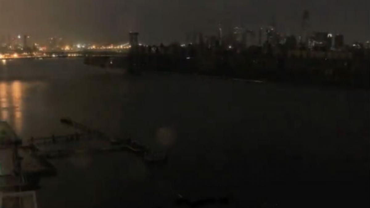 VIDEO: Cum a lovit uraganul Sandy New York-ul