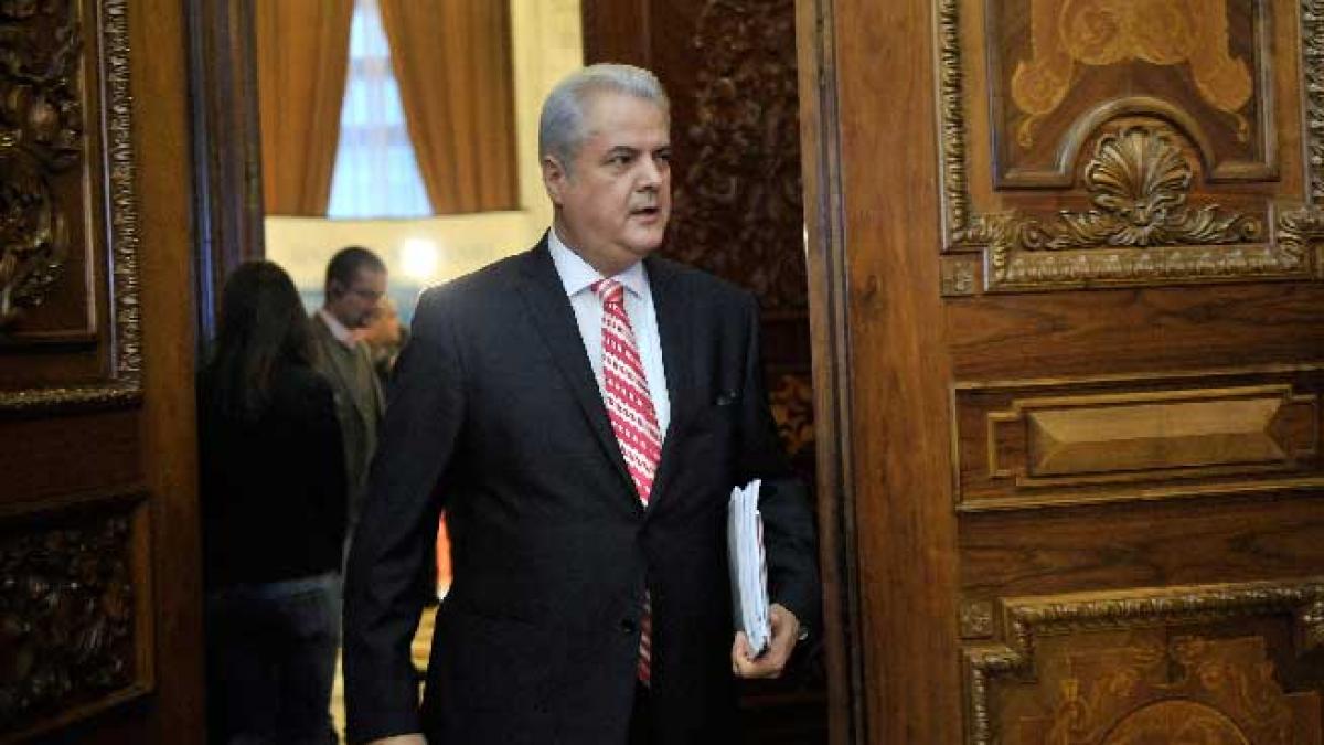 Adrian Năstase: "Nu aveam de gând şi nu am de gând să cer o graţiere a pedepsei". Citeşte comentariul său de pe blog