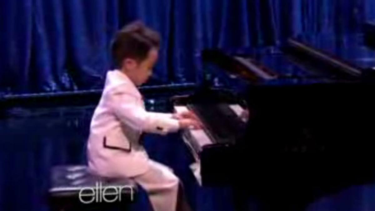 Copilul minune din China: Un băiat de şase ani, un nou Mozart (VIDEO)
