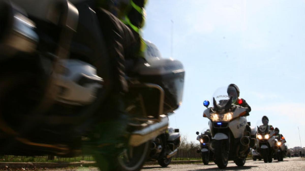 Noul cod rutier. Permis pentru mopede și restricții în trafic pentru bicicliști. Ce s-a mai modificat
