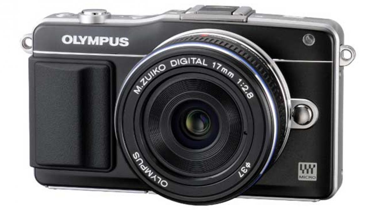 Olympus PEN, cu carduri Wi-Fi