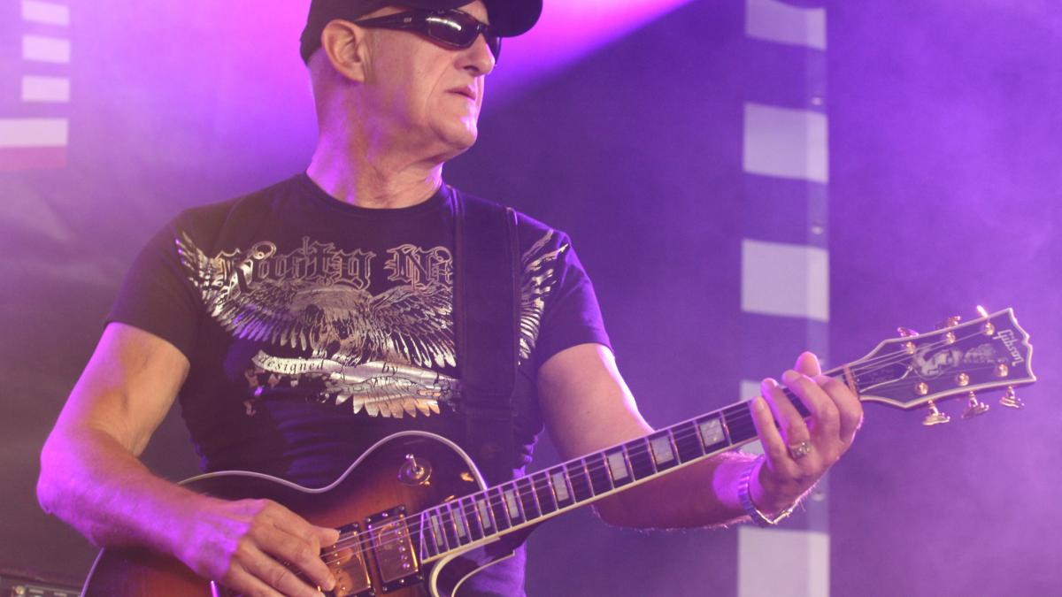 Jan Akkerman live la Hard Rock Cafe