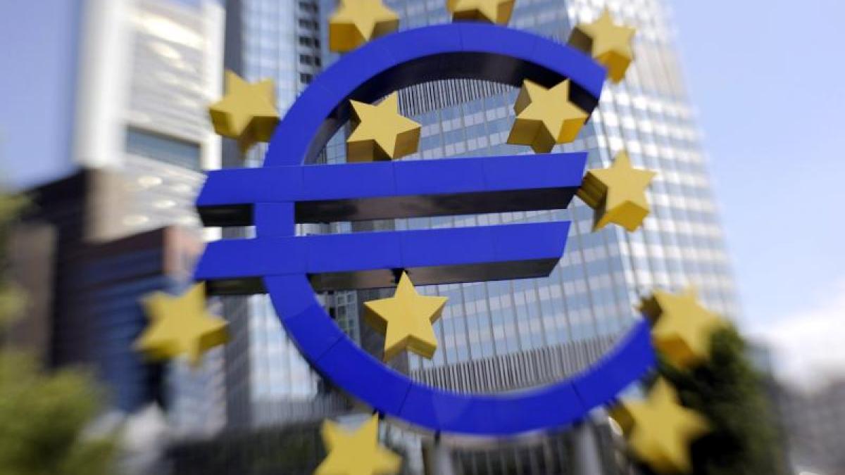 Soluţia originală care răspunde la întrebarea: "Se destramă sau nu zona euro"