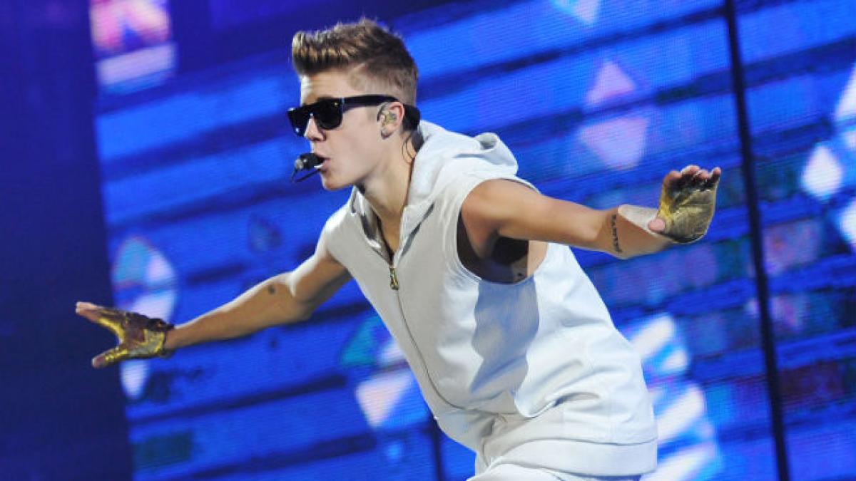 Justin Bieber: Nu am mulţi prieteni (VIDEO)