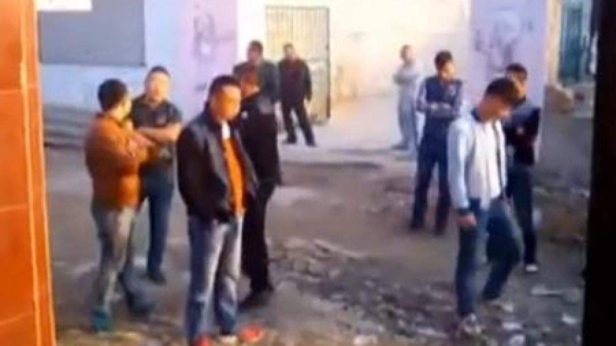 Ce se întâmplă când vrei să execuţi silit un maestru Kung Fu (VIDEO)