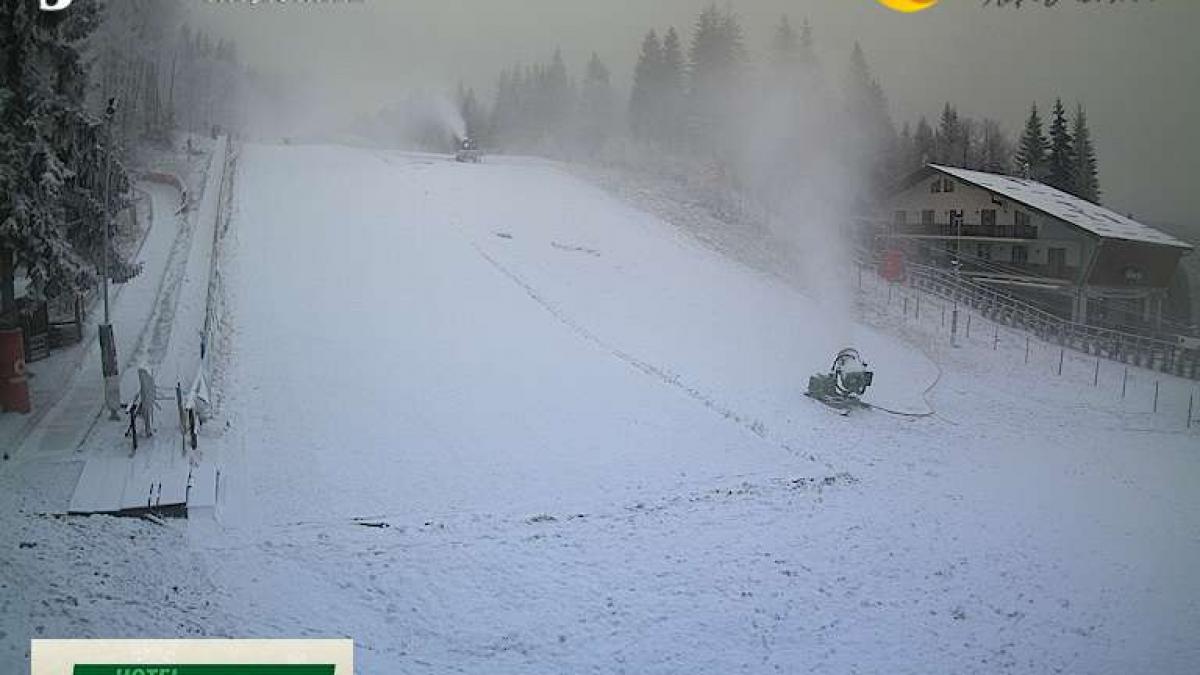 Urmăreşte în direct cum este înzăpezită pârtia de la Cavnic! Numai pe webcam Jurnalul.ro