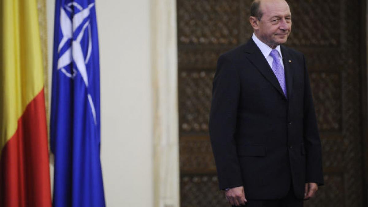 Traian Băsescu, al şaptelea mesaj către ţară: "Nu am fost nici ofiţer SIE, nici de contrainformaţii, nici de securitate"