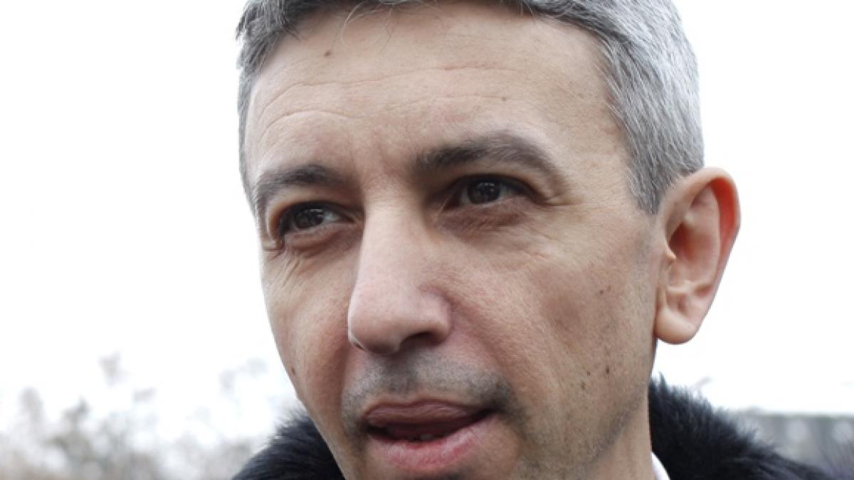 Washington Post: "Magnatul mass-media Dan Diaconescu arata ca un vânzător de maşini second-hand, dar e jucător-cheie în cursa electorală pentru alegerile parlamentare din România"