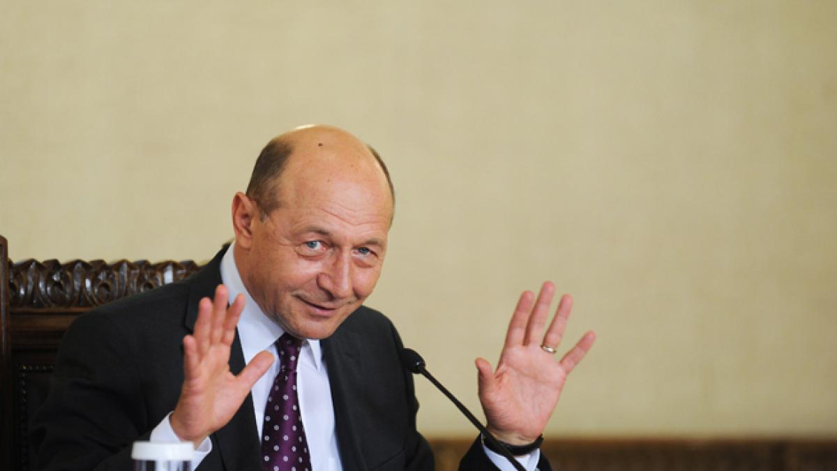 Vocea Rusiei: „Traian Băsescu și-a pregătit opțiunea nucleară - Victor Ponta, agent secret”