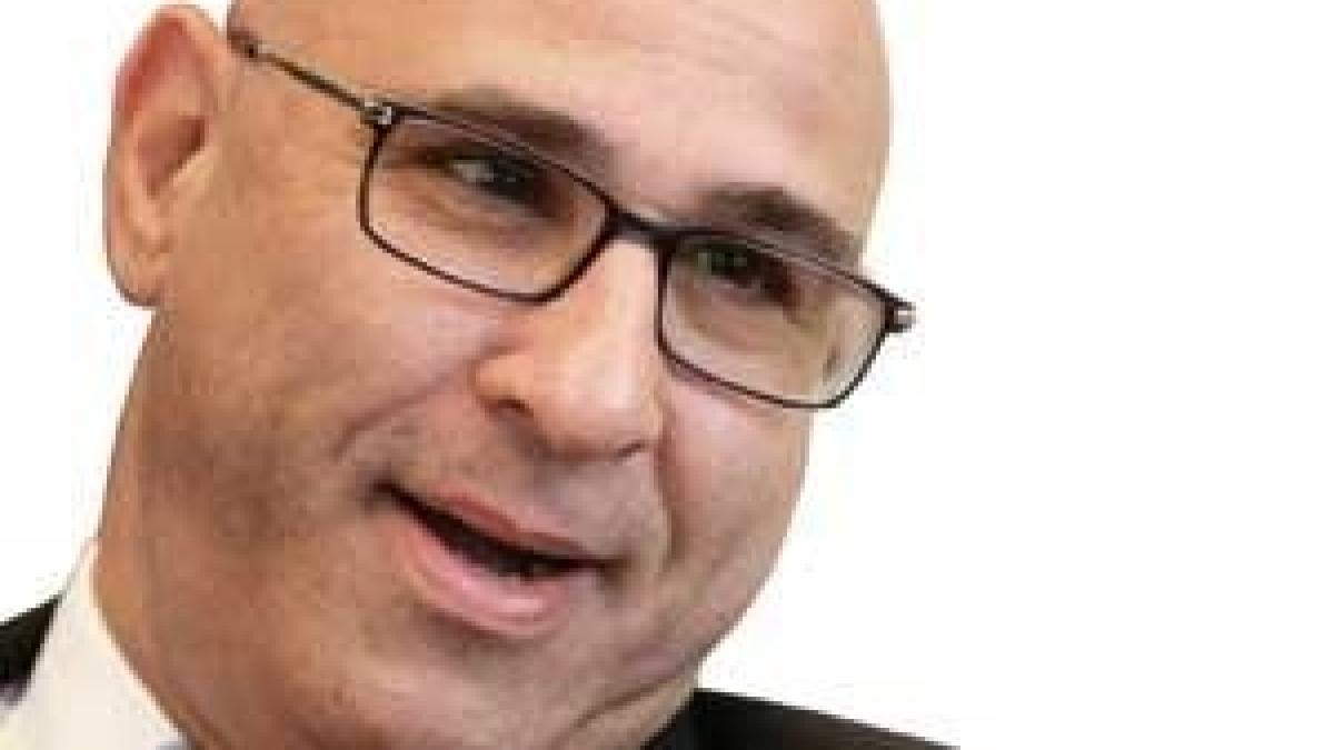 Omul de televiziune Niels Schnecker refuză şefia CFR