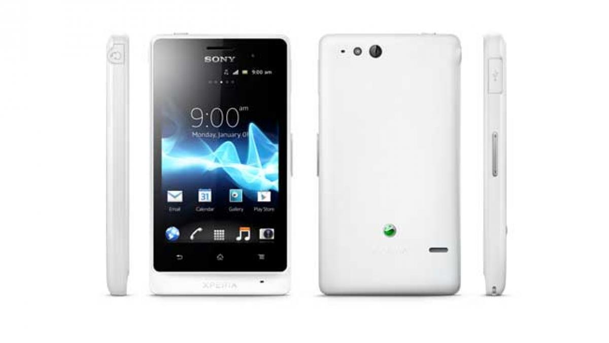 Sony Xperia go - Un smartphone în luptă cu apa şi praful