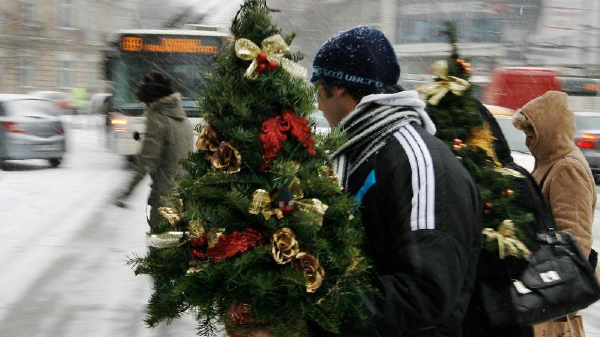 60.000 de români, aşteptaţi în acest an de Sărbători, în hotelurile şi pensiunile din ţară. Cât cheltuiesc românii pentru vacanţele de Crăciun şi Revelion