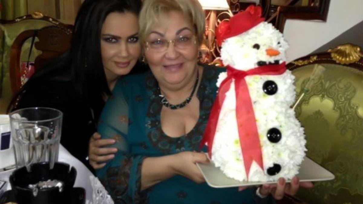 Cum au petrecut Crăciunul Oana şi Mărioara Zăvoranu (GALERIE FOTO)