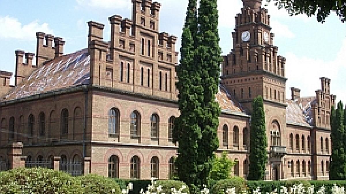 Răzbunare cu grenada la Universitatea din Cernăuţi