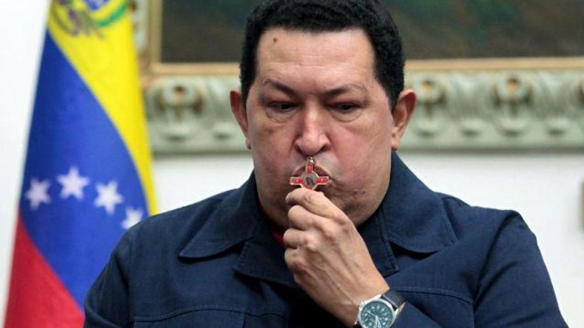 Hugo Chavez prezintă „noi complicații” după a patra operație de cancer la spitalul din Cuba